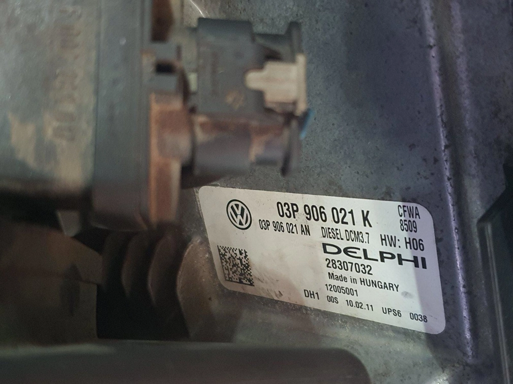 03P906021K 03P906021AN CFWA 8509 HW H06 28307032 DCM3.7 SKODA FABIA 1.2 2011Y MTgearbox PCM OBD.7z