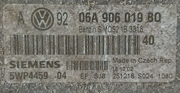 5WP445904 06A906019BQ 3318 SIMOS2.1B VW Golf 1.6i 77kW MTgearebox 93c56+29f200 ORI+IMMOOFF FULL.rar