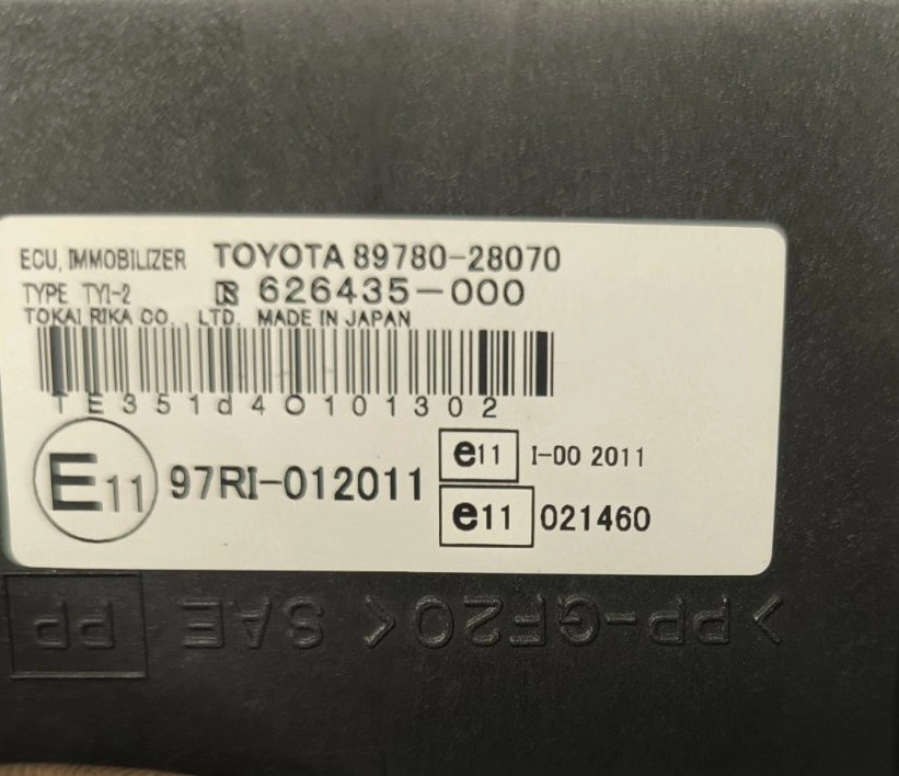 89780-28070 626435-000 IMMOBOX Toyota Previa 2004 2.0D 93C66x16 EEP.rar