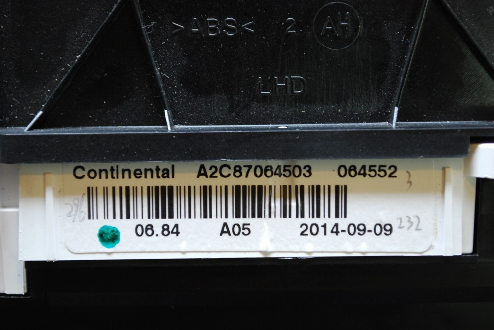 A2C87064503 064552 DASH SUBARU OUTBACK 2016Y USA-EU D70F3529 EEP.rar