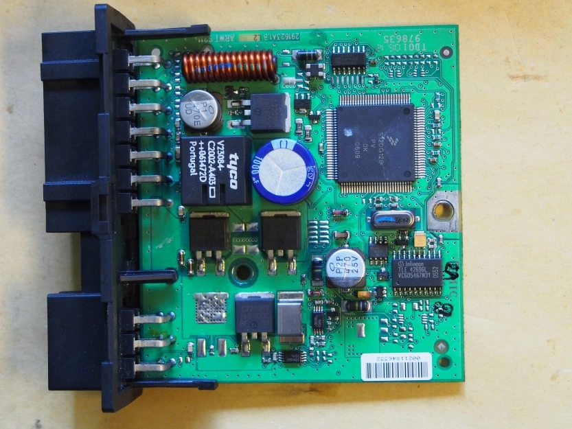 2218706387 Remote Trunk Release Control Module MB W221 4L40K FULL.rar