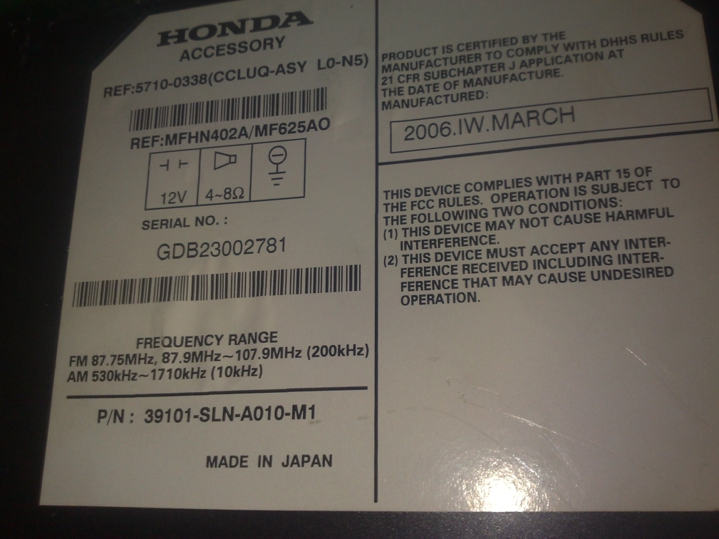 39101-SLN-A010-M1 RADIO HONDA 24c02 EEP.rar